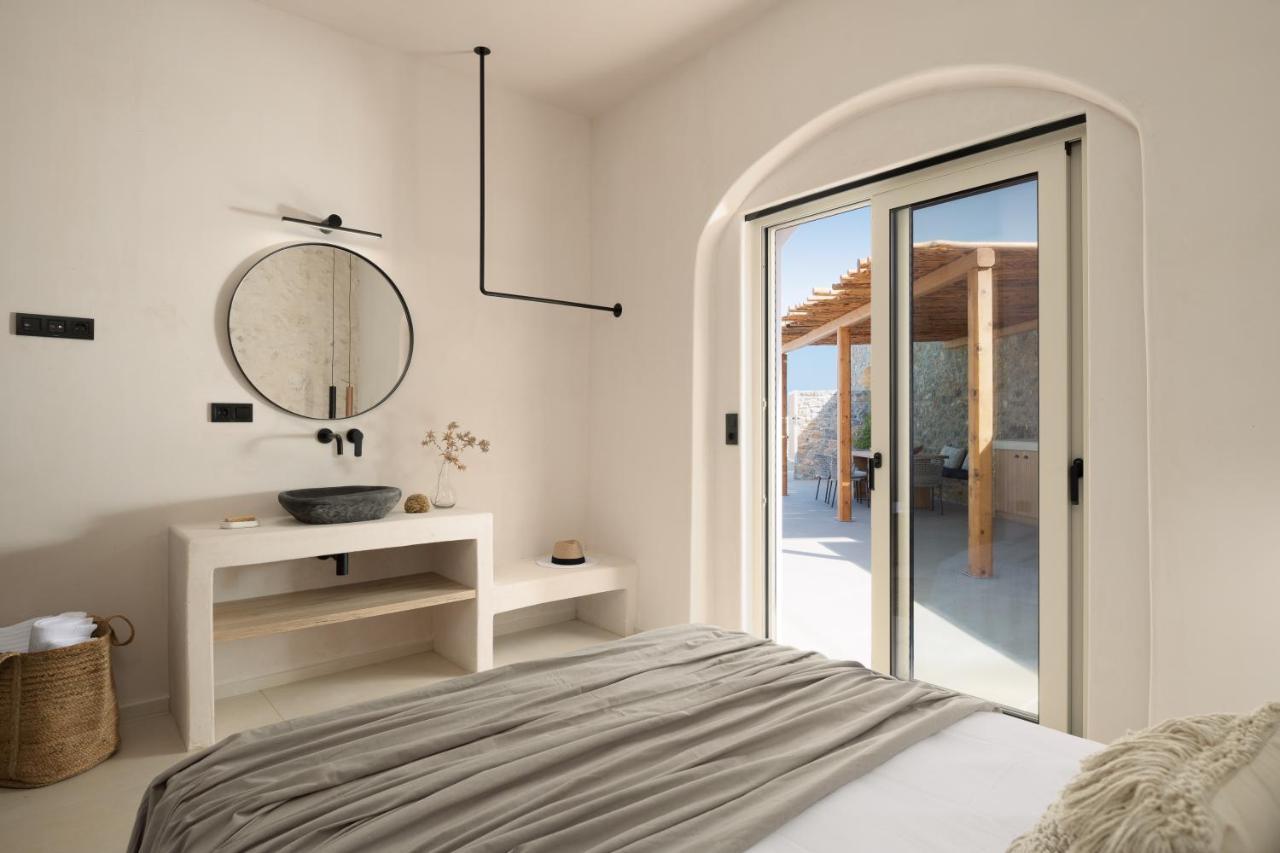 Isla Beach House, A Timeless Retreat, By Thinkvilla Damnoni Eksteriør billede