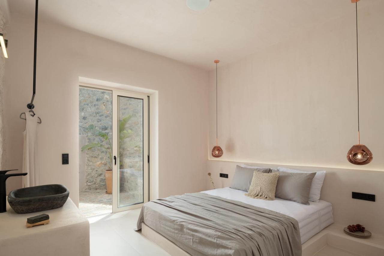 Isla Beach House, A Timeless Retreat, By Thinkvilla Damnoni Eksteriør billede