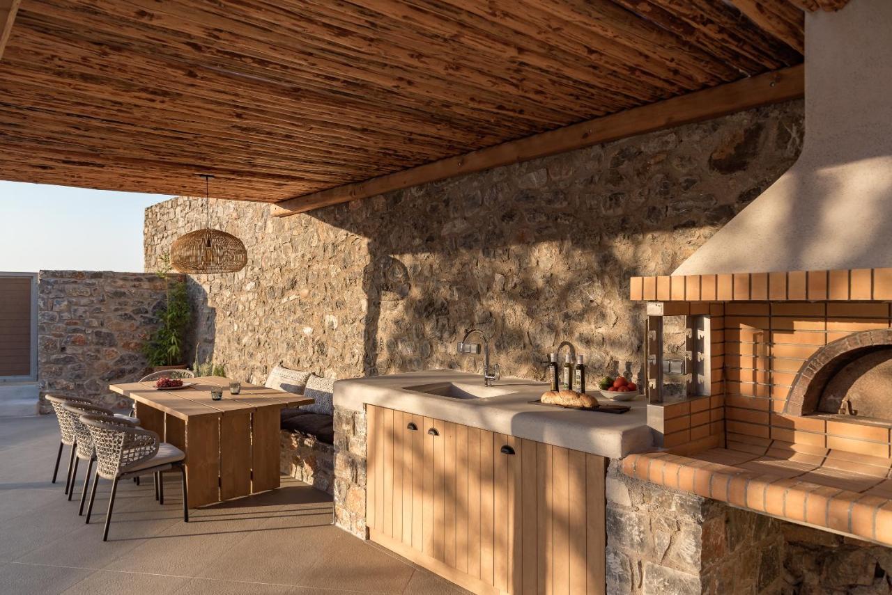 Isla Beach House, A Timeless Retreat, By Thinkvilla Damnoni Eksteriør billede